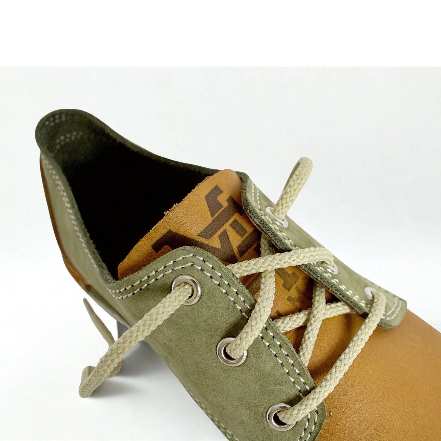 SULM8 Vellies - Tan Brown/Green