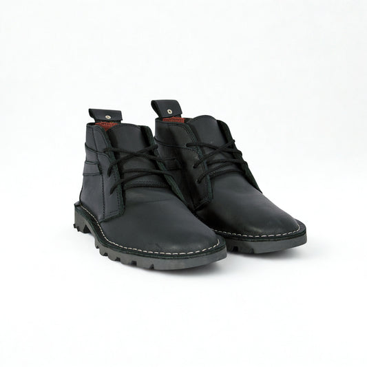 SULM8 Black Leather Desert Boots