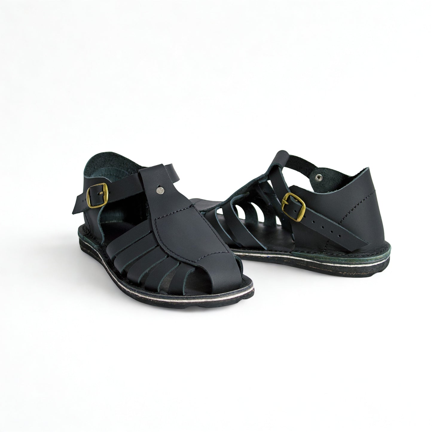 SULM8 Vintage Close-Toe Black Sandals