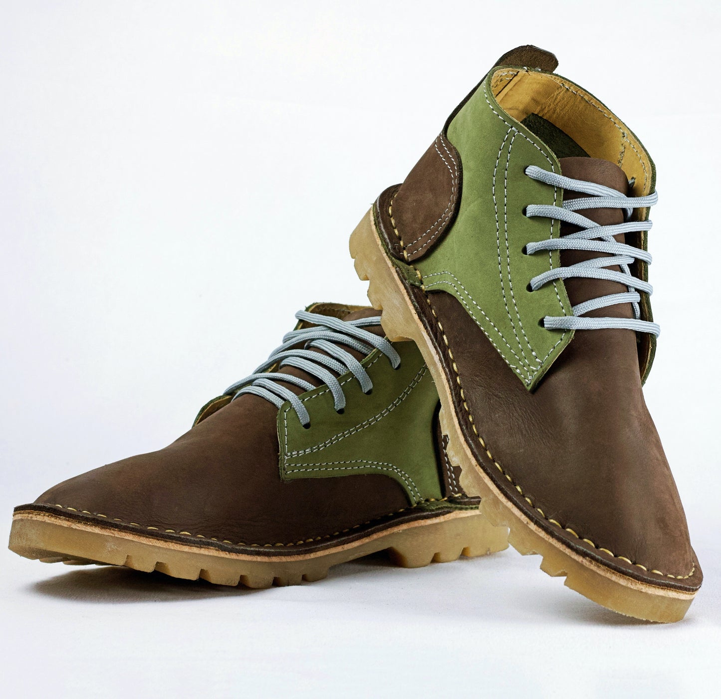 SULM8 Cloud Nubuck Brown/Green Boots